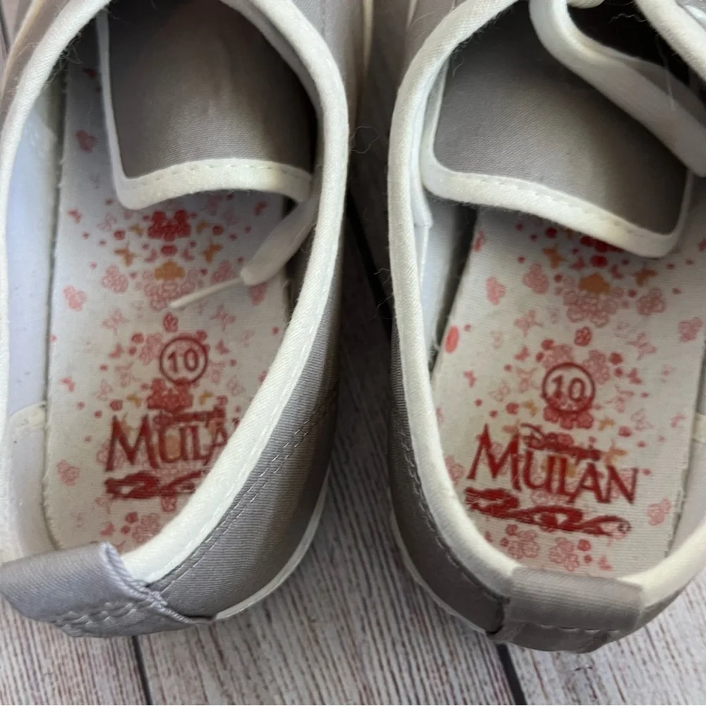 DISNEY Mulan Mushu Lace Up Sneakers Shoes 10